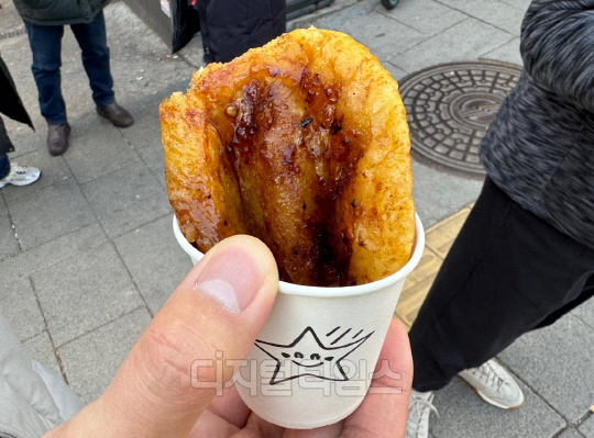 서울 종로구 '동성로왕찹쌀꽈배기'의 호떡정래연기자